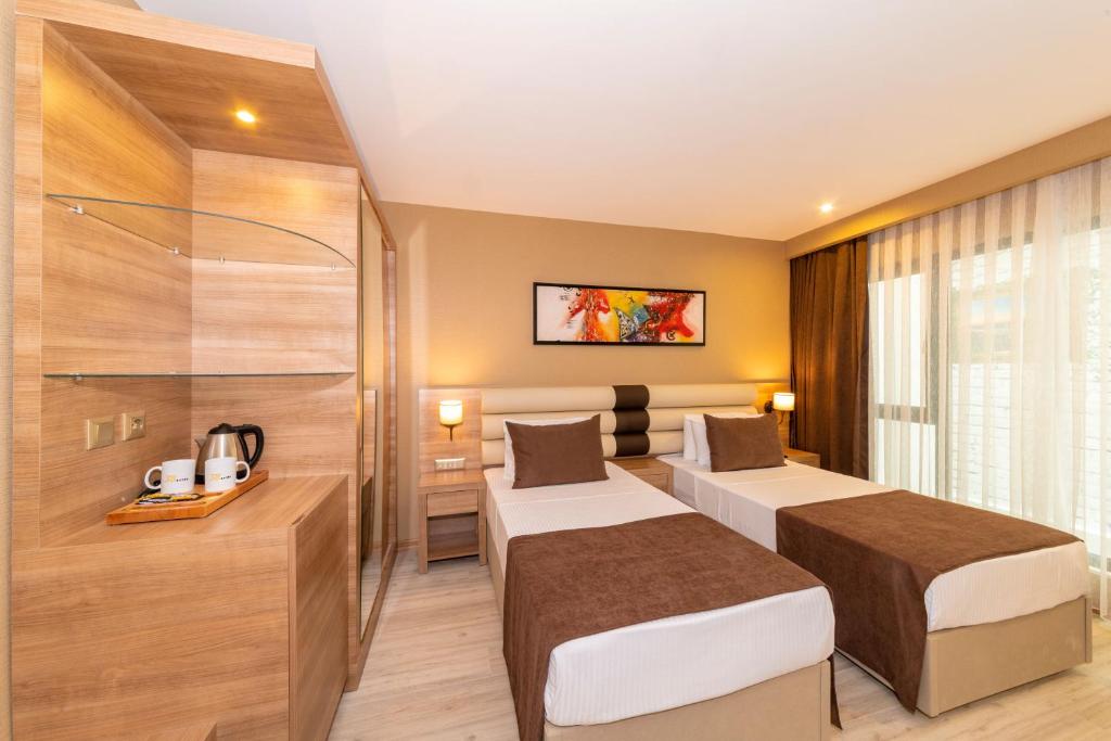 38 HOTEL